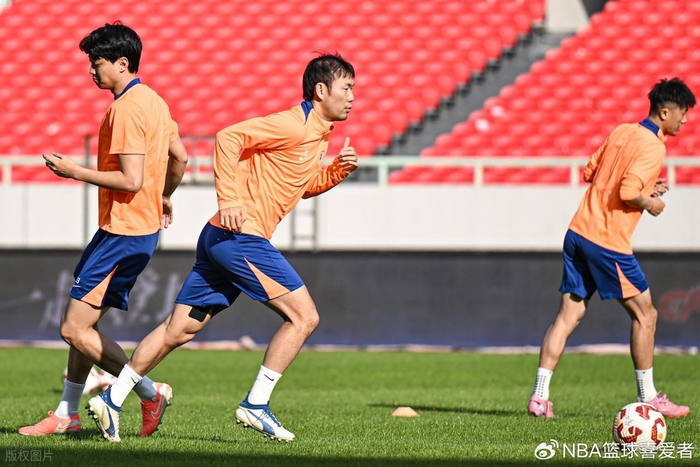 九游官网-前切尔西巨星空降！31岁1米9中卫，大概率加盟泰山，前法国国脚|祖马|转会|中超|山东泰山|比赛_新浪体育_新浪新闻